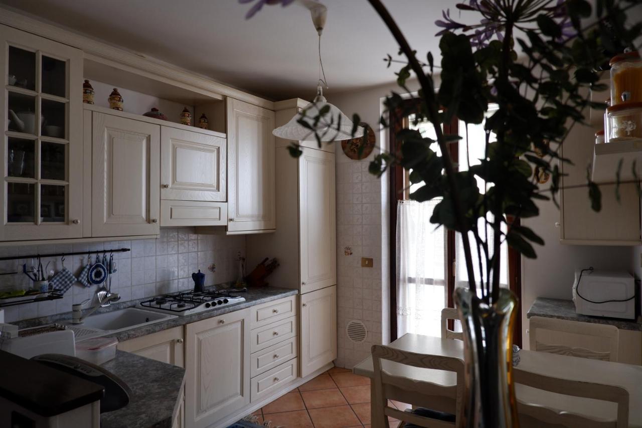 Latte E Menta Bed & Breakfast Motta Visconti Exterior foto